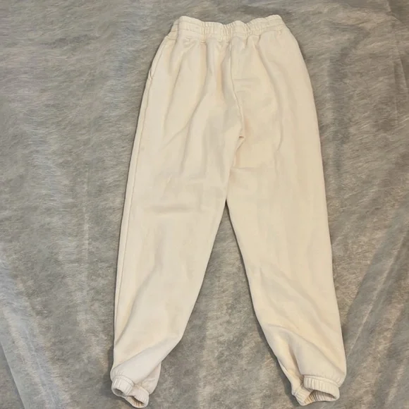 American Eagle Outfitters Cream Hoodie with Blue Lettering - Picture 13 of 13